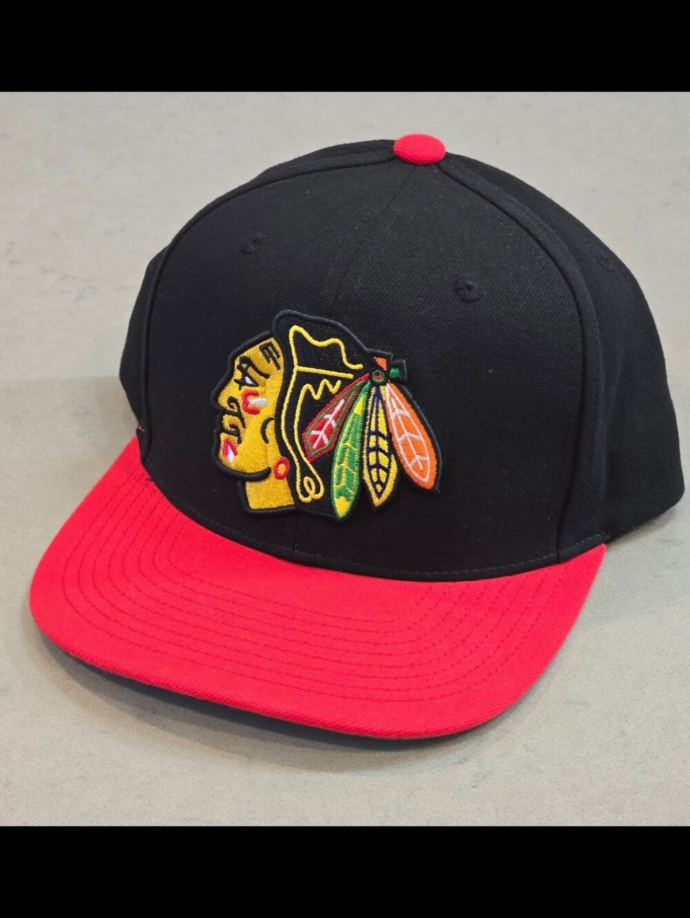Mitchell & Ness NHL Chicago Blackhawks Adjustable Snapback Hat